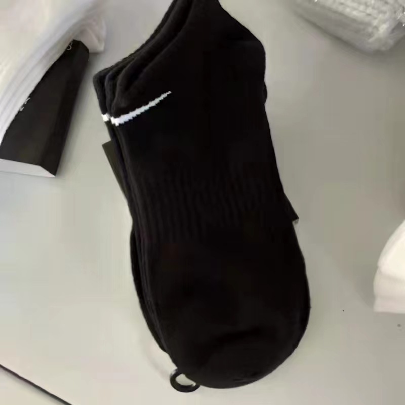 オールシーズン用薄手ボートソックス ブラック