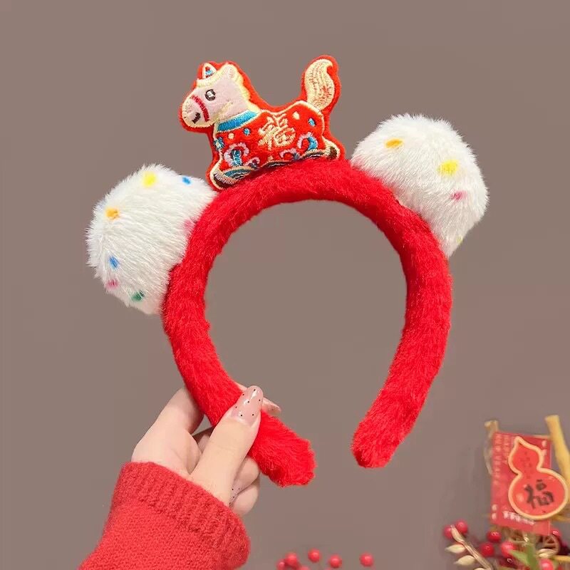 72#赤いぬいぐるみ「馬上に福」ヘアバンド