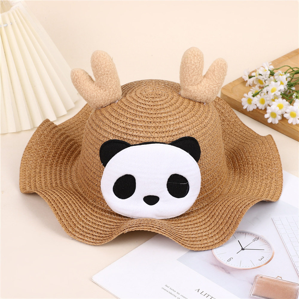 ウェーブのかかったブラウンカラー