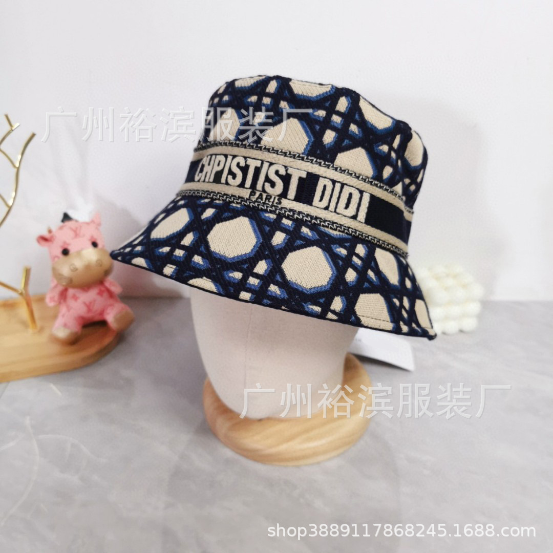 ネイビーブルー