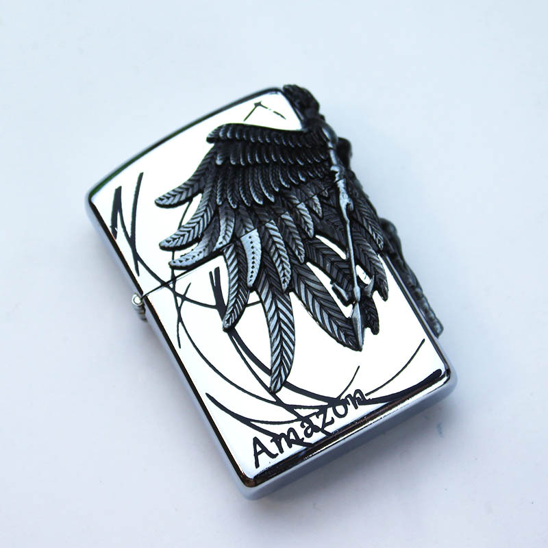 922銀色の女戦士