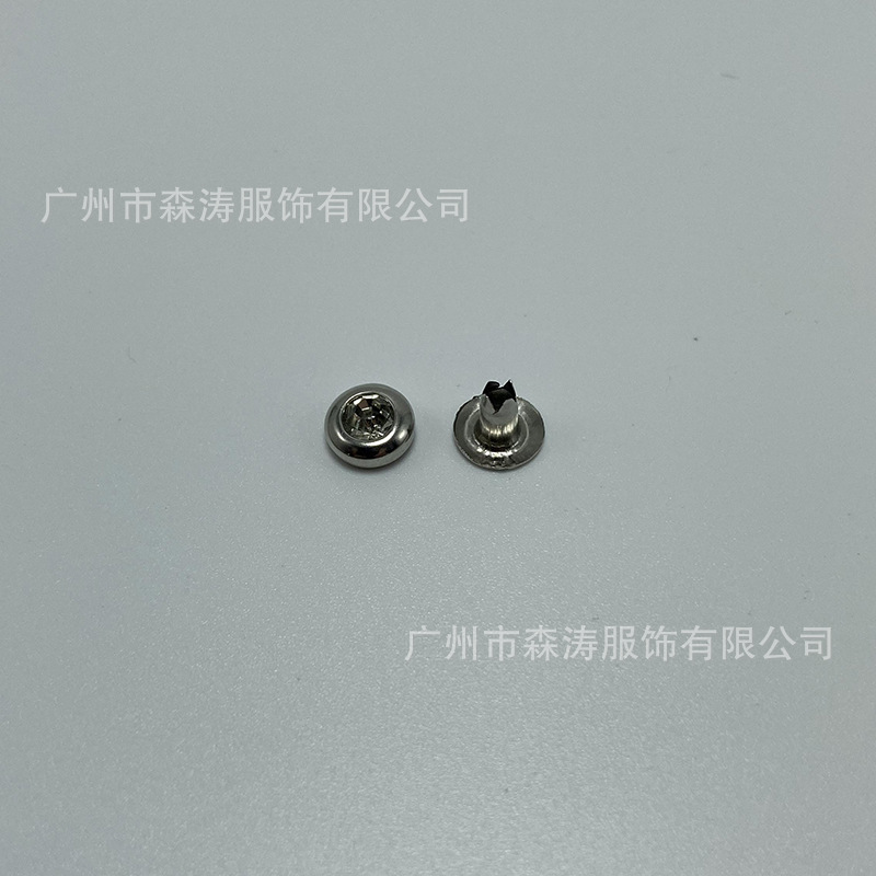 7.5mm*ホワイトダイヤモンドネイル