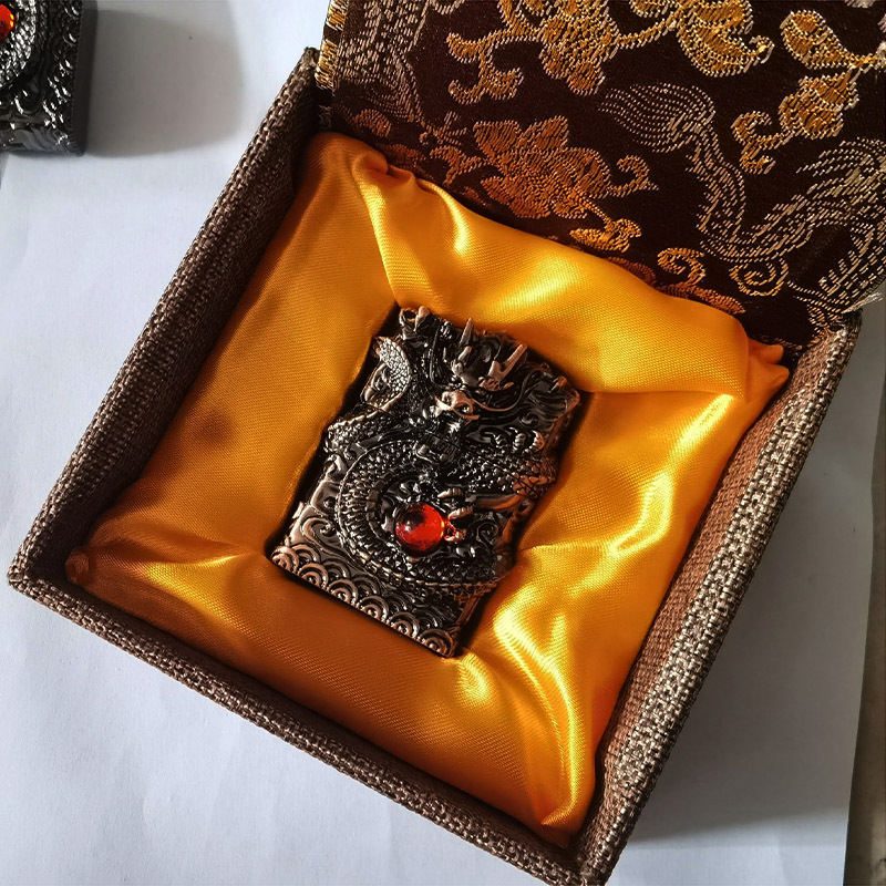 ギフトボックス赤銅色