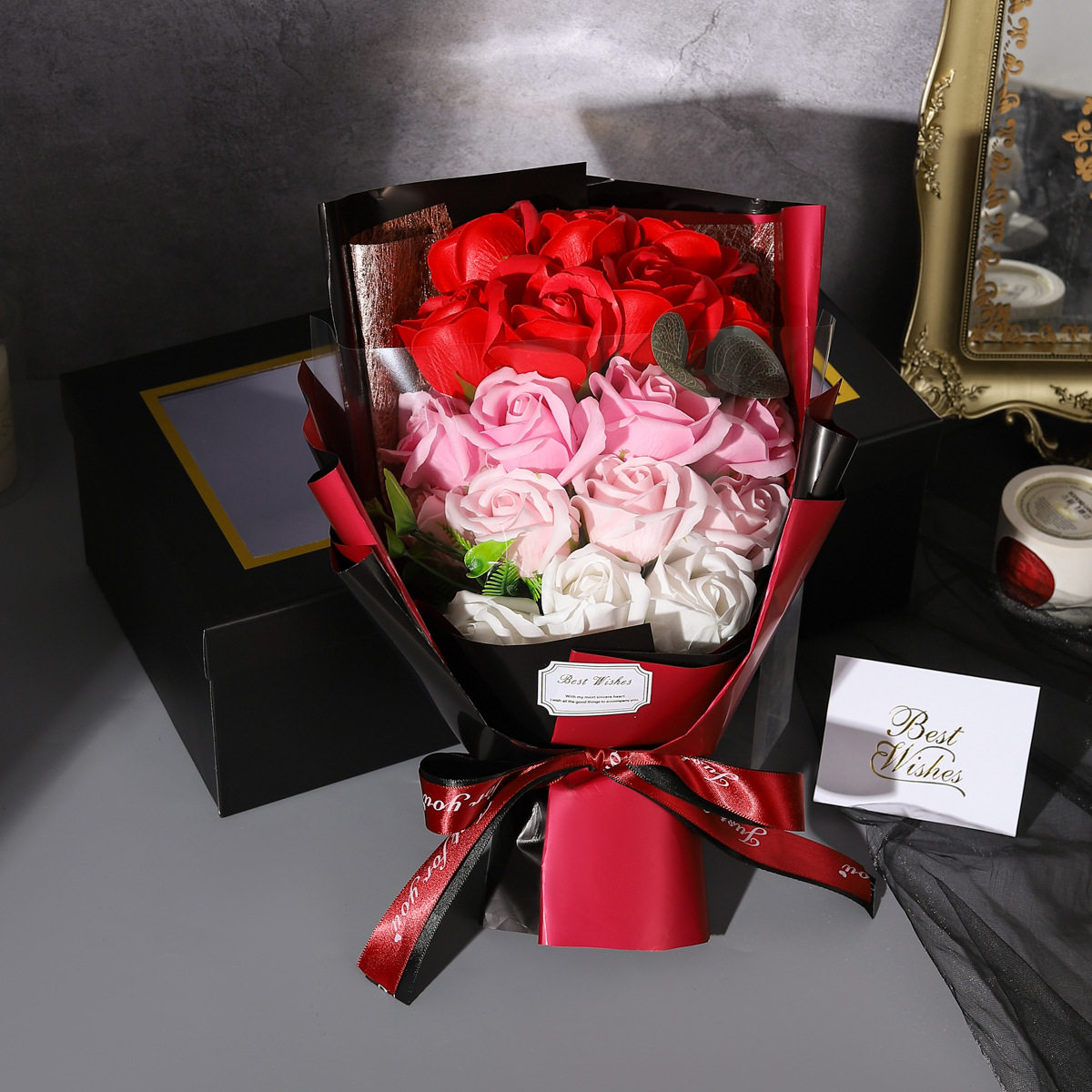 黒い窓を開けて金箔の箱を温めます。