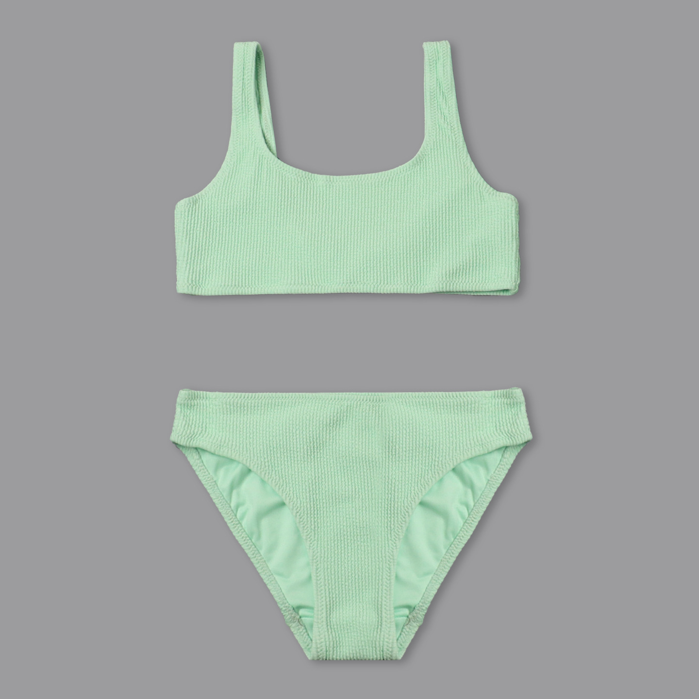 ライトグリーン