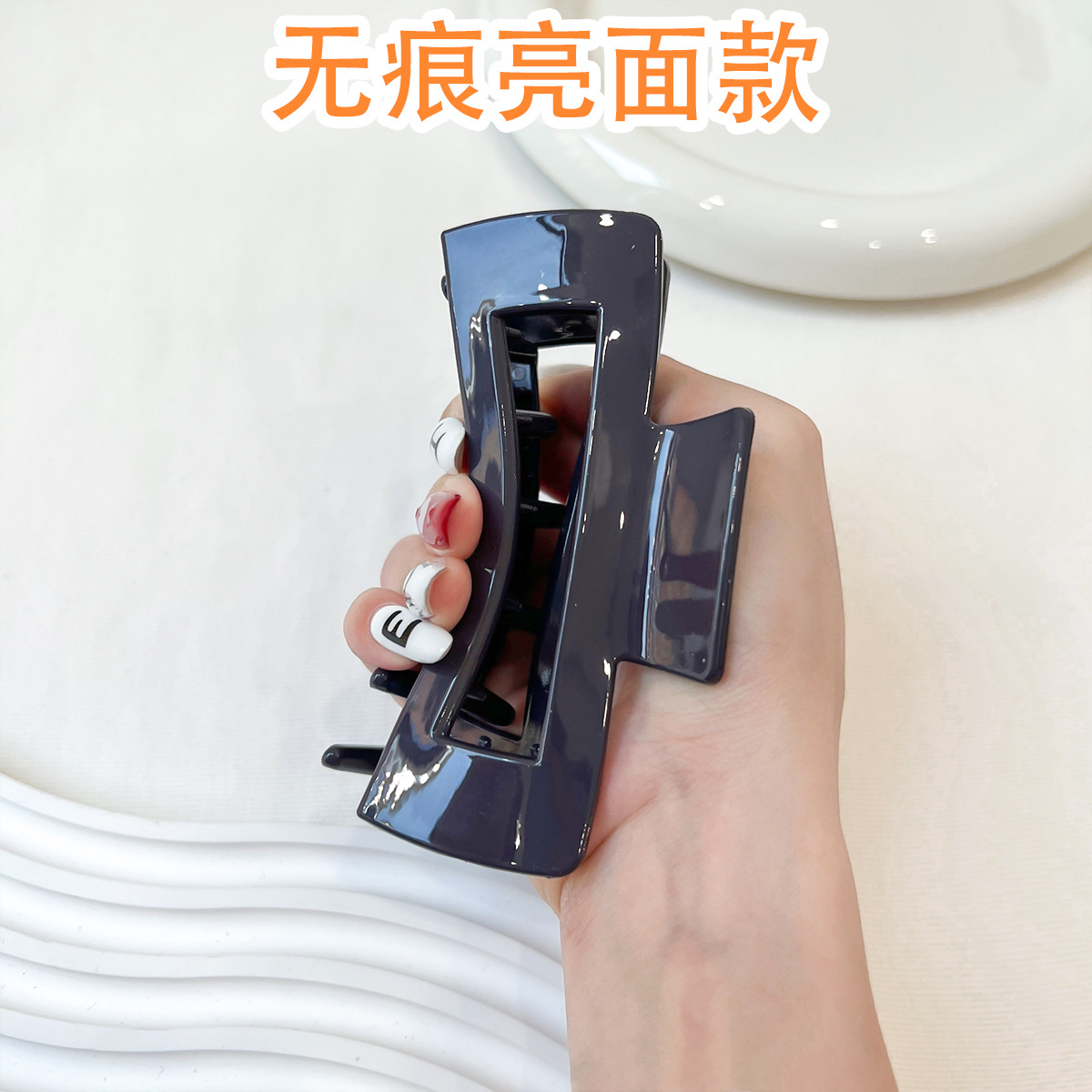 シームレスな光沢のあるスタイル - グレーの正方形