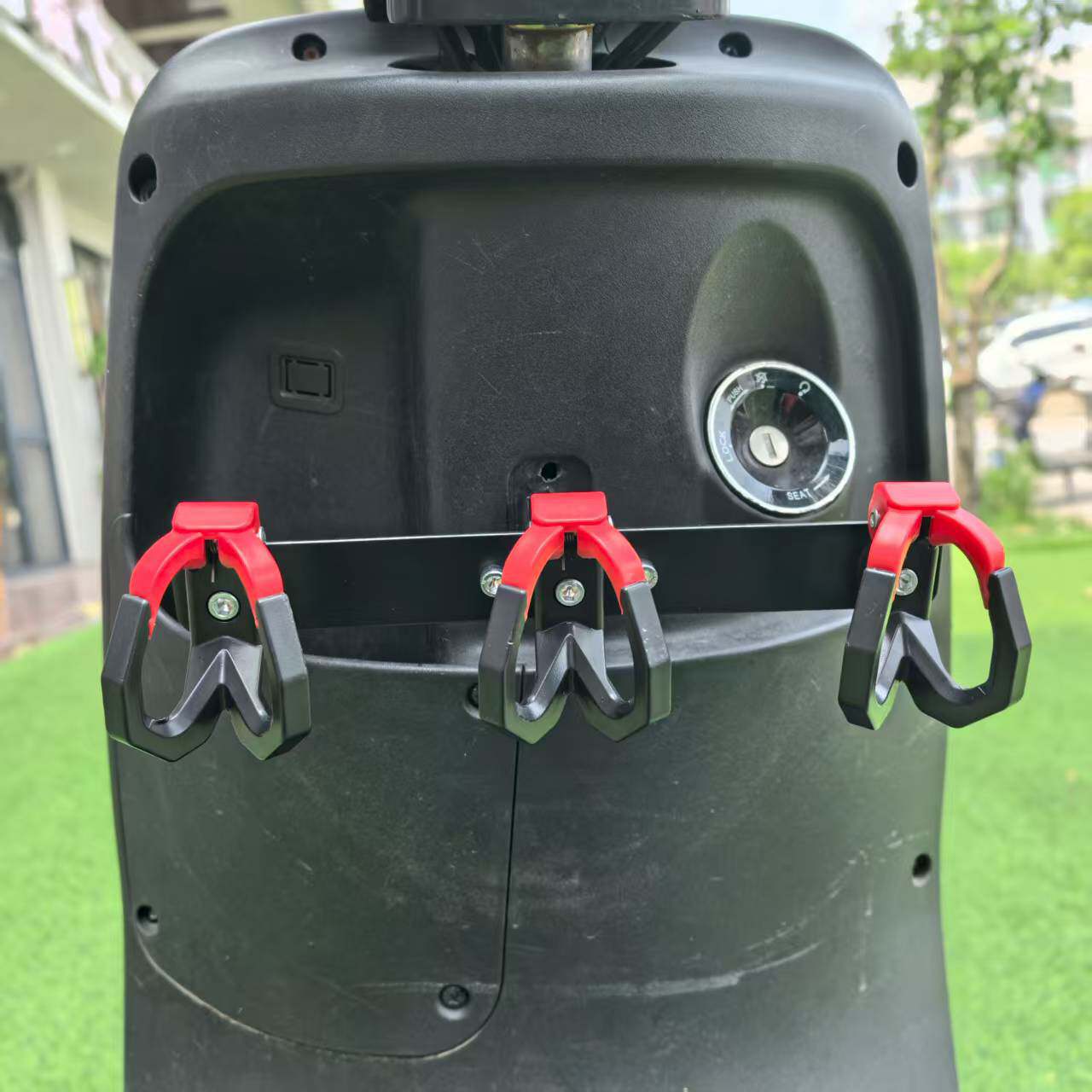 黒と赤の両頭テイクアウトフックロッド【3連】