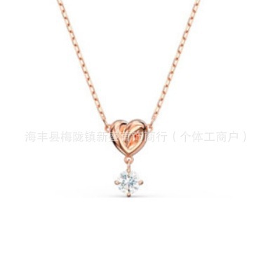 ローズゴールド ラブ ノット ネックレス
