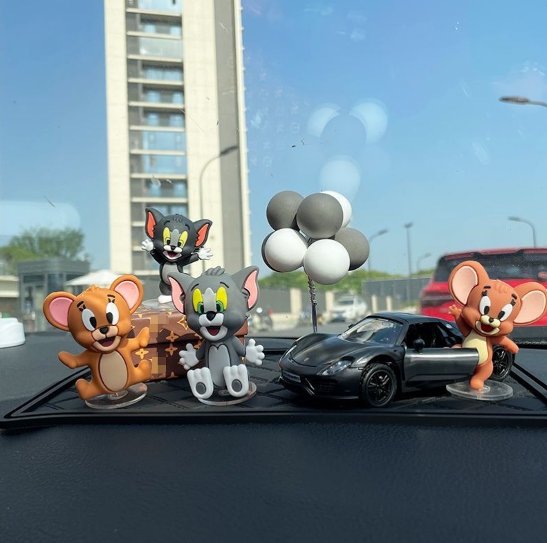 4セット + lv + スポーツカー + 風船 + ロングパッド.