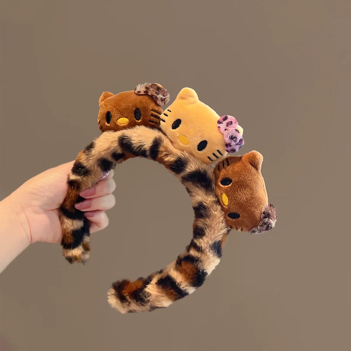 2#ヒョウ柄ぬいぐるみ三つ頭KT洗顔カチューシャ