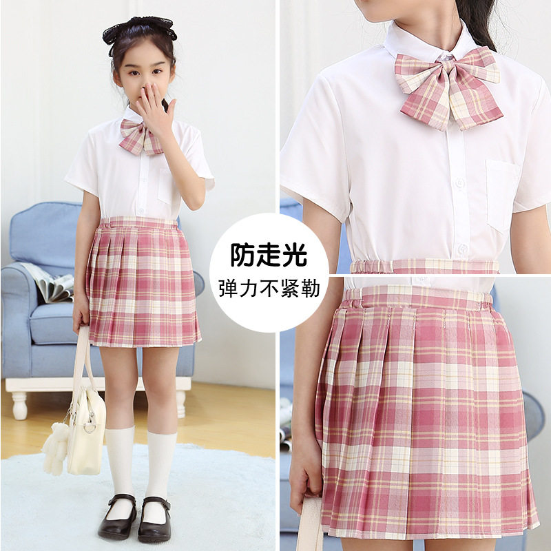 いちご紅茶 (純白半袖 + 蝶ネクタイ)