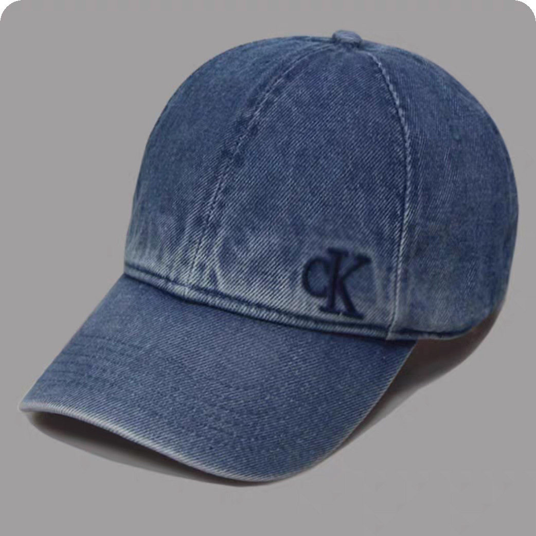 ダークブルーのサイドマーク