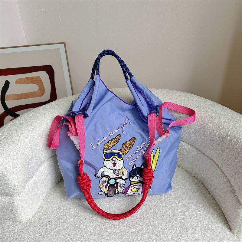 薄紫のバイクウサギ