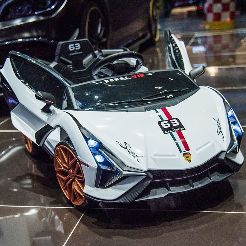 ホワイトデュアルドライブデュアルリチウムバッテリー + Bluetooth 音楽 + リモコンスイング - 特大モデル + 3 スピードリモコン + セキュリティ