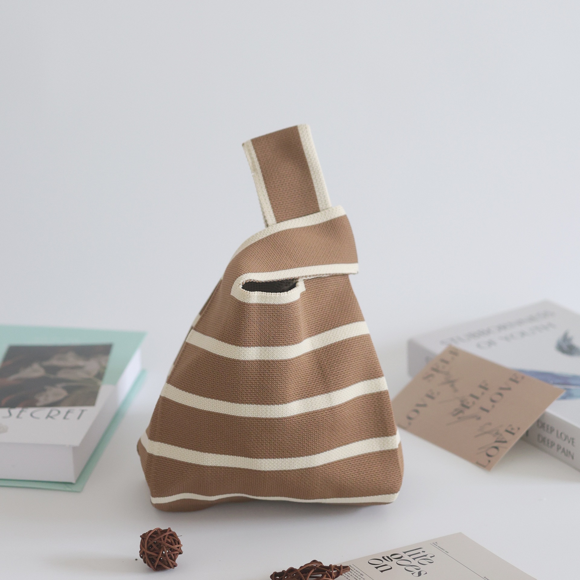 細い横縞 - カードの色