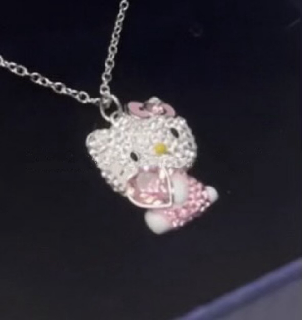 ケイティベアのネックレス