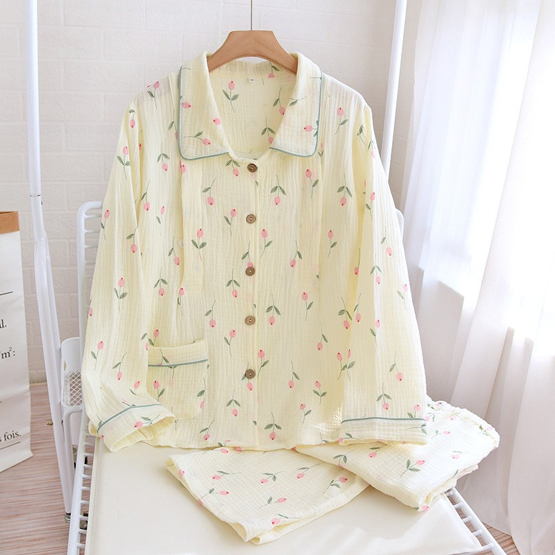 純綿のクレープの方襟の小さいチューリップの月子服のスーツ