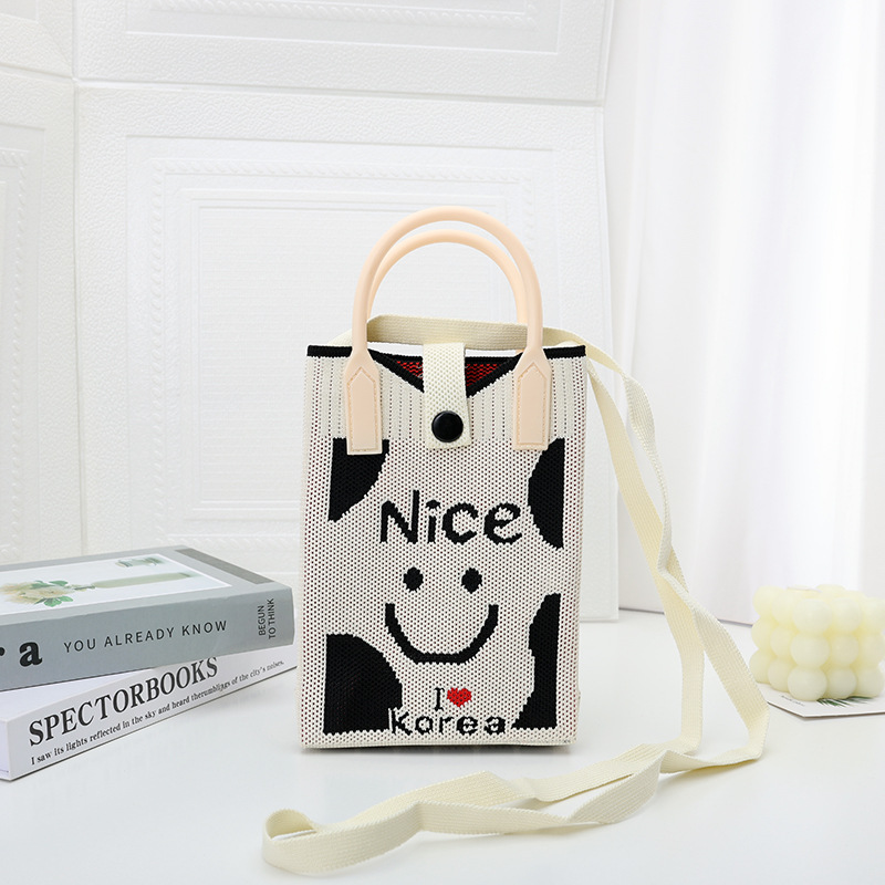 【シリコン+ショルダーストラップ】素敵な笑顔