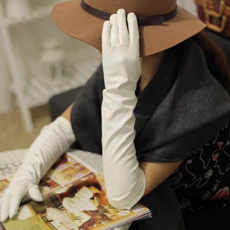 白い