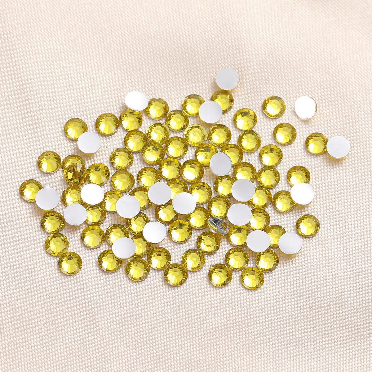 レモンイエロー