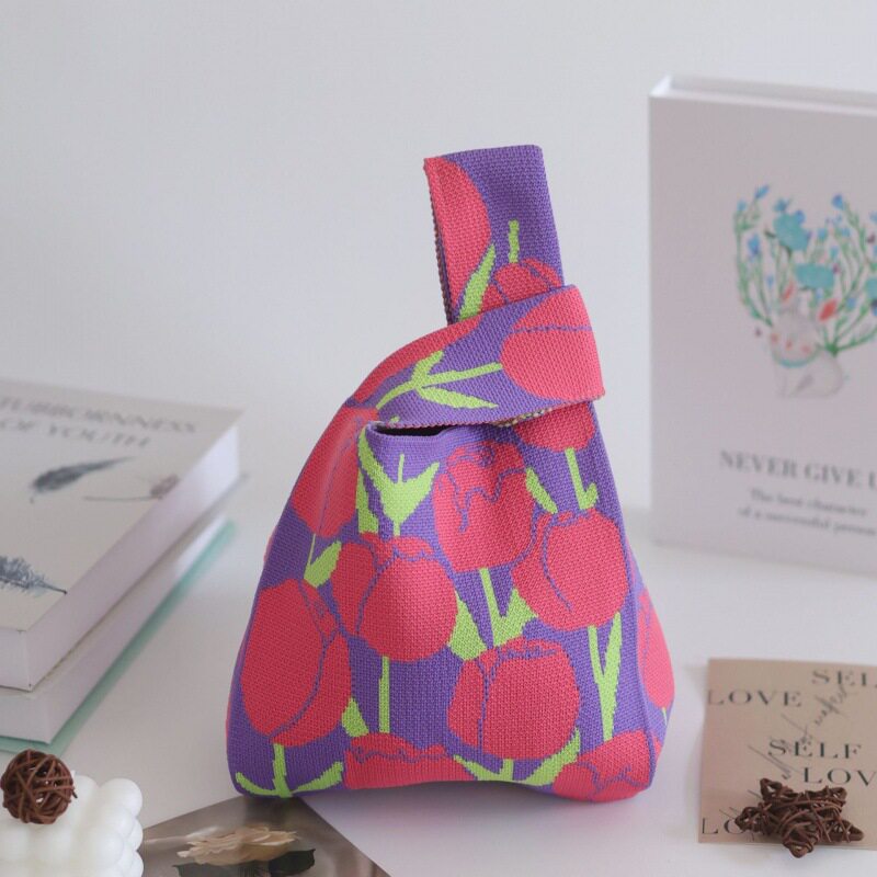 チューリップレッド