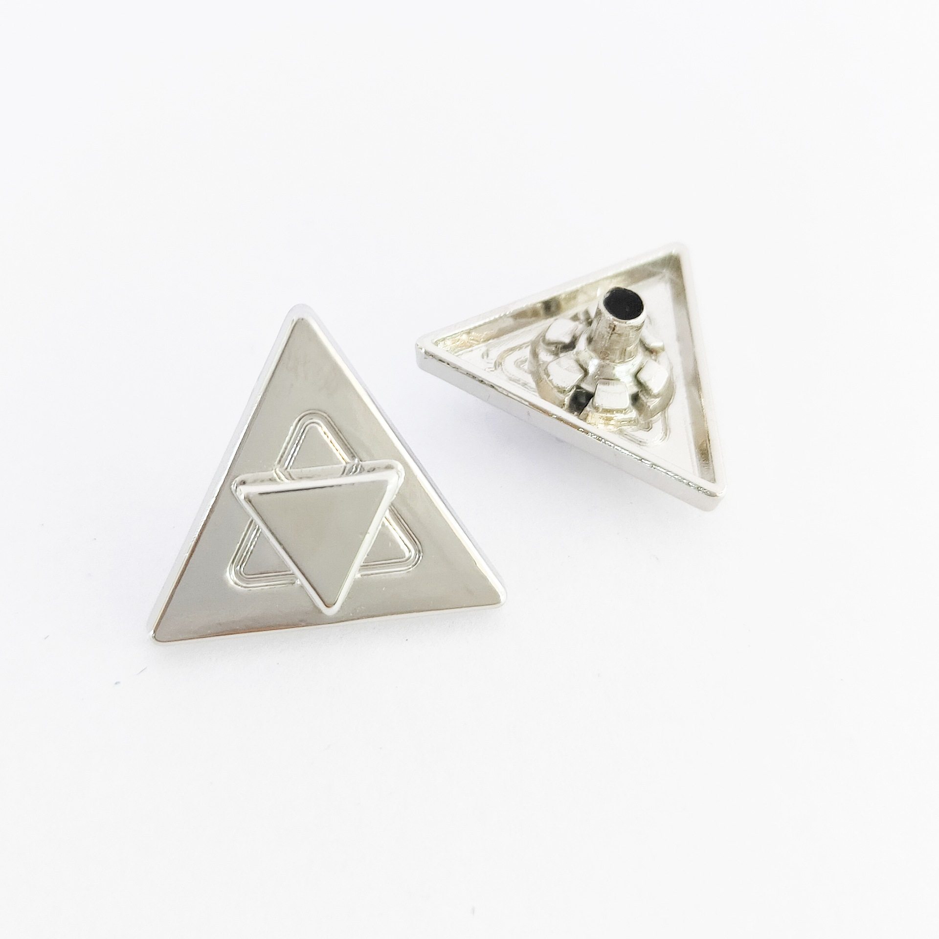 17mm*三角*吊り下げ白*彫刻フィルム*6020#