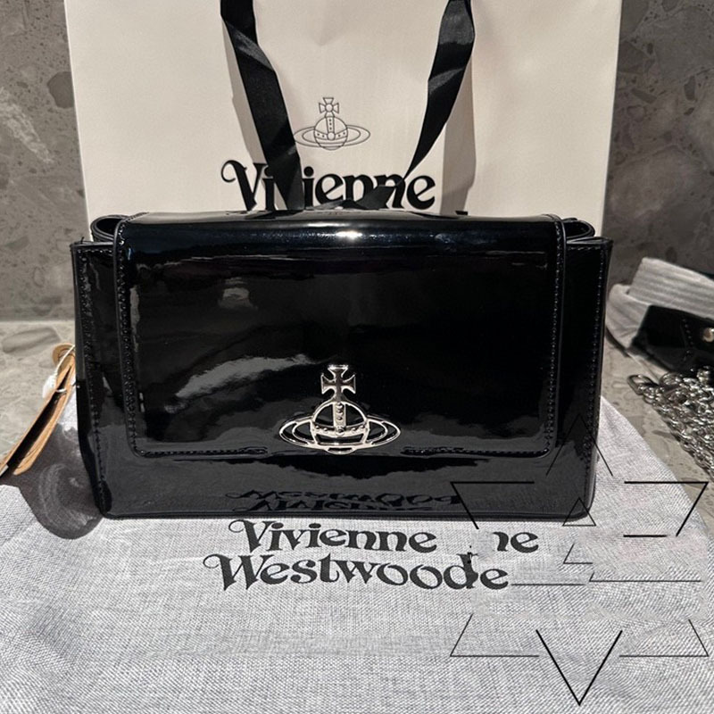 ミディアムパテントレザー ブラック