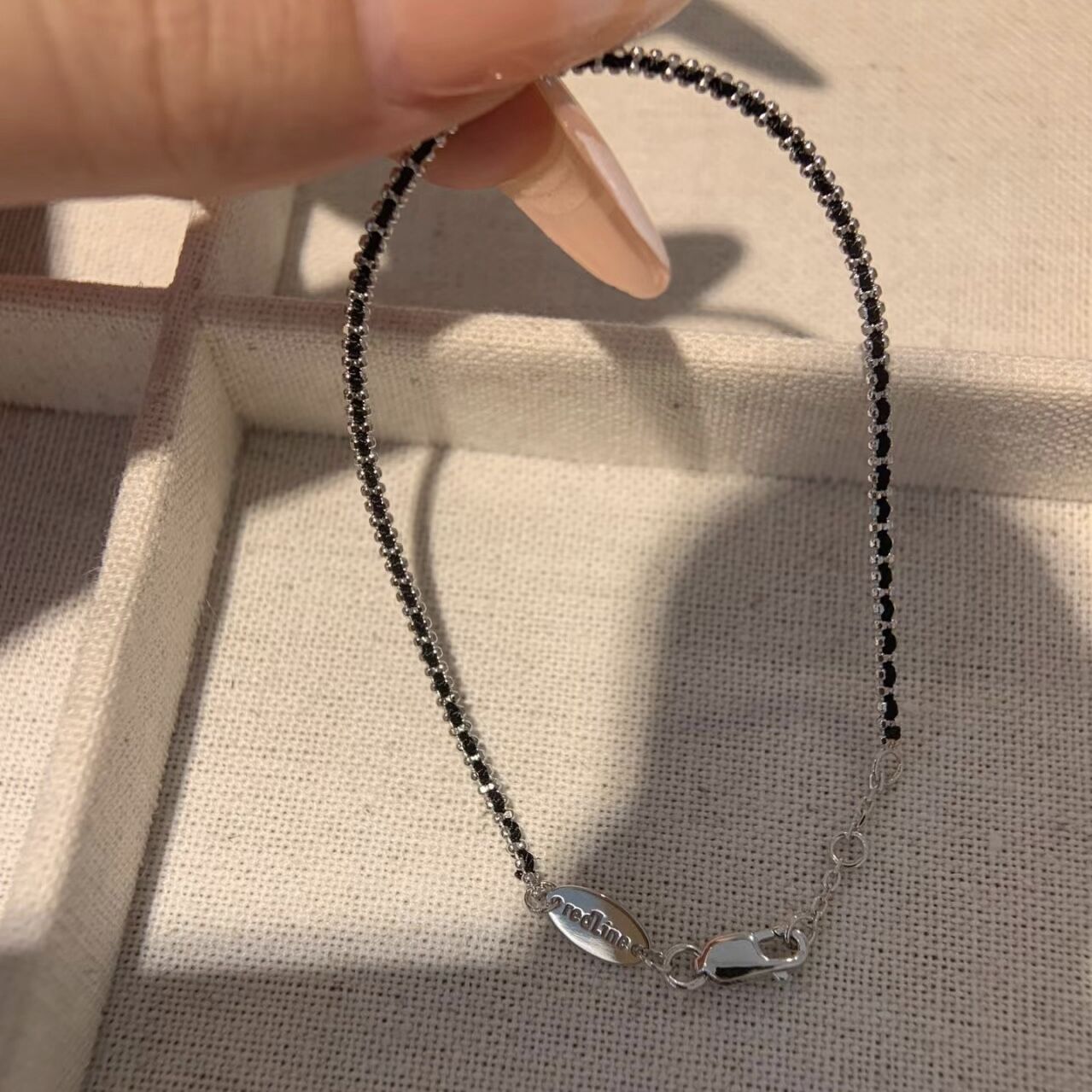 黒い編組ロープ