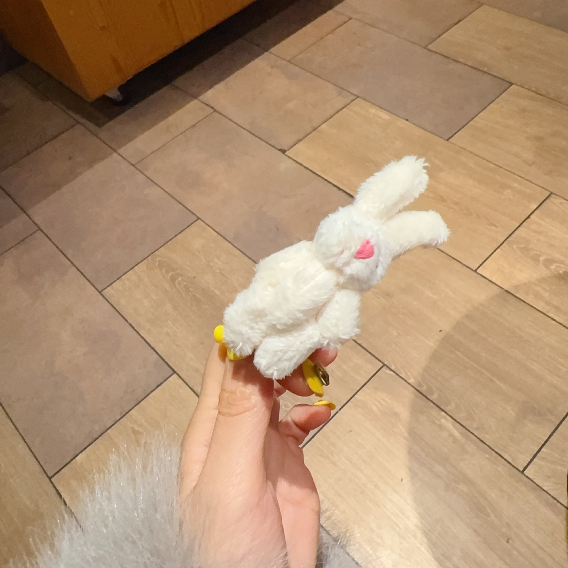 ホワイトヘッドクリップ