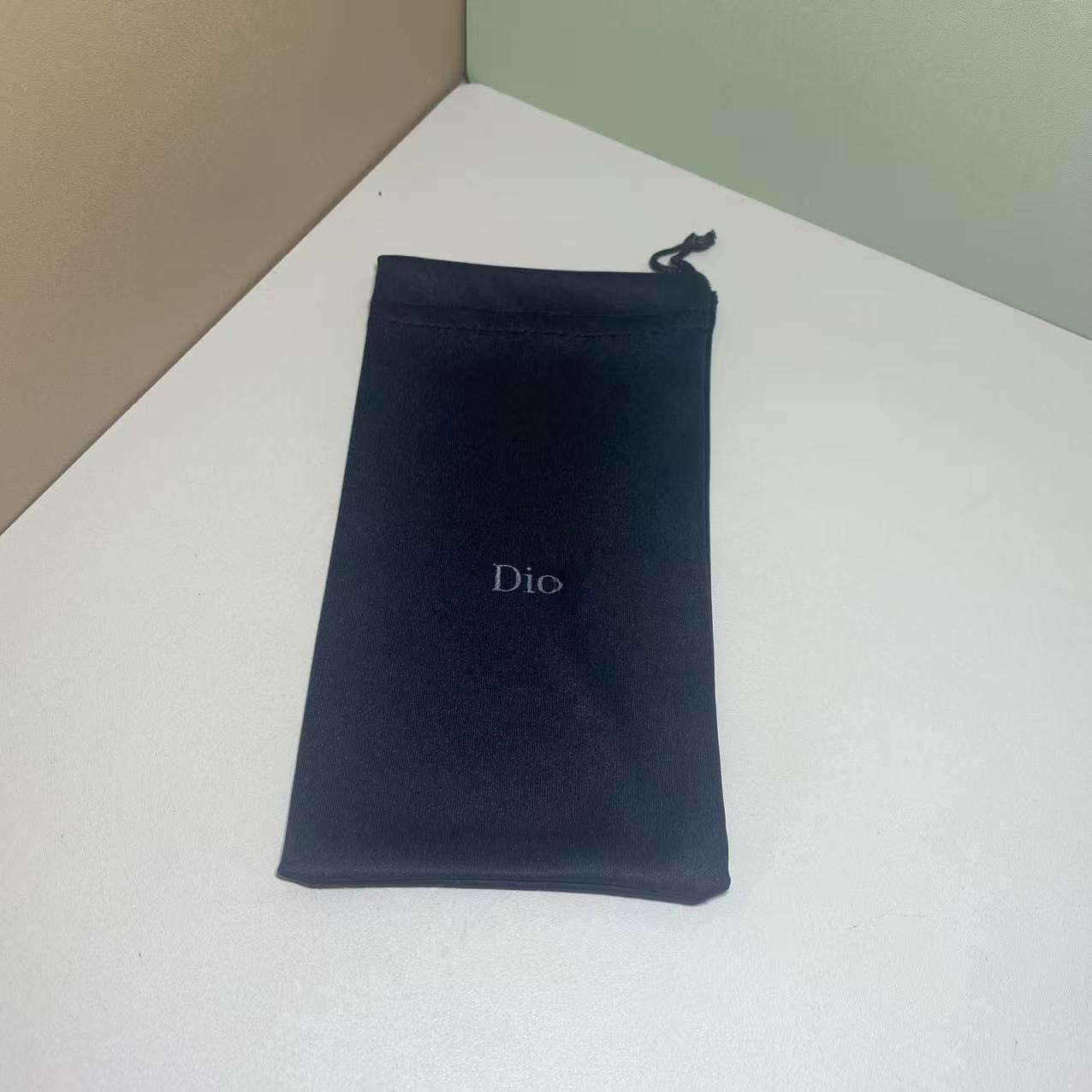 DIオーストラリア製メガネバッグ