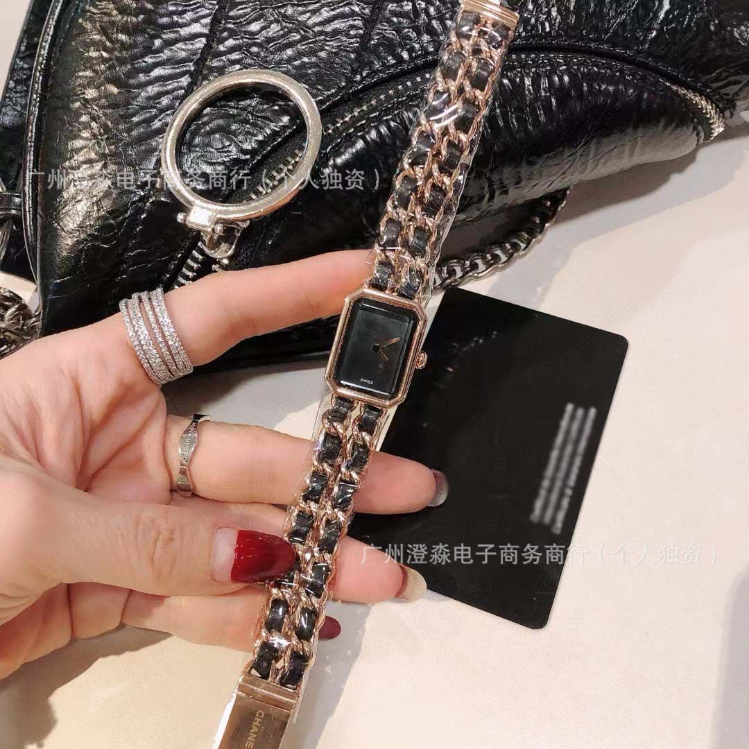 ローズブラック