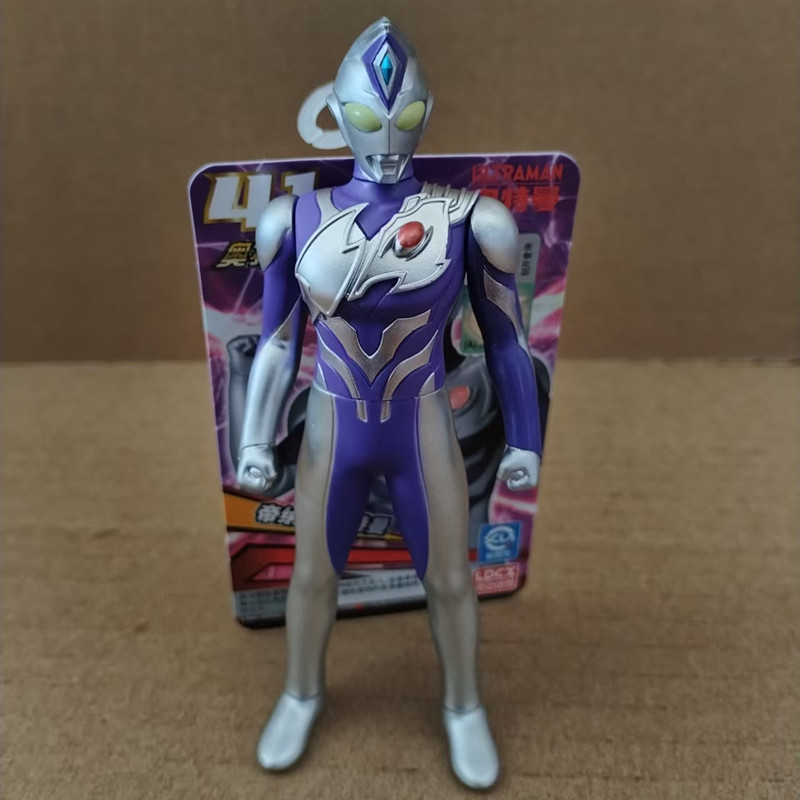ウルトラマン-ウルトラマンディナス
