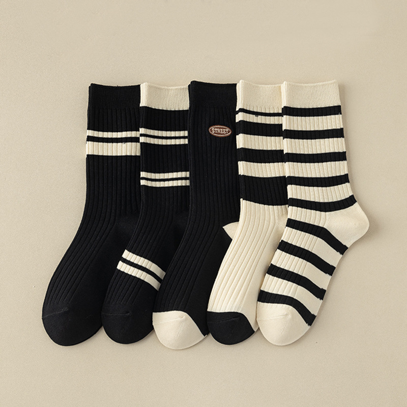 黒のストライプ