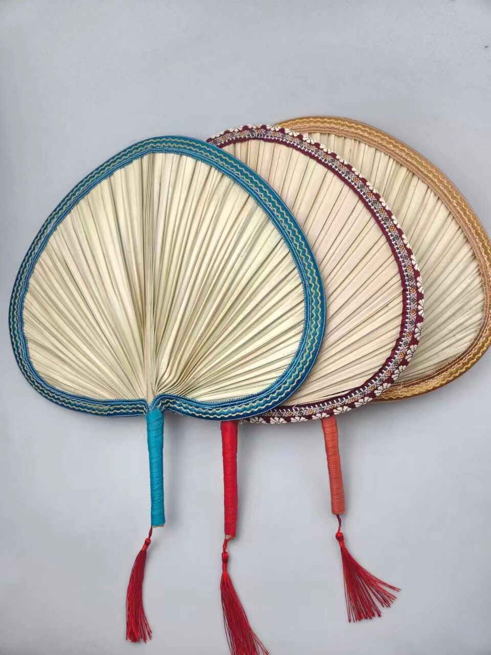 プレミアムカラーエッジガラスファン(ランダム混合色)