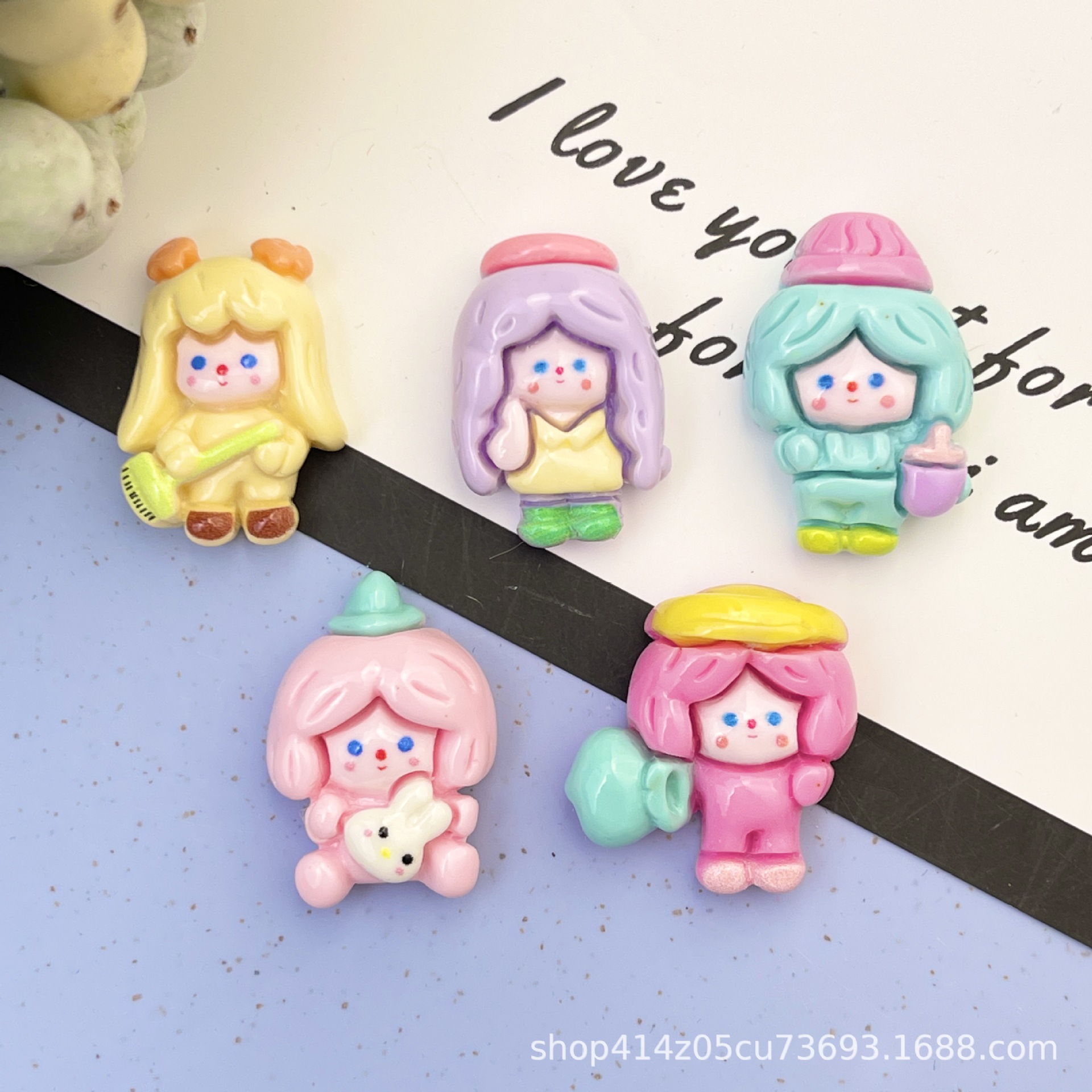 新しいタイプの労働好きな女の子は単一です。