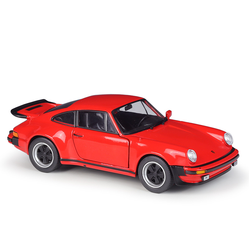 1974ポルシェ911 turbo3.0赤