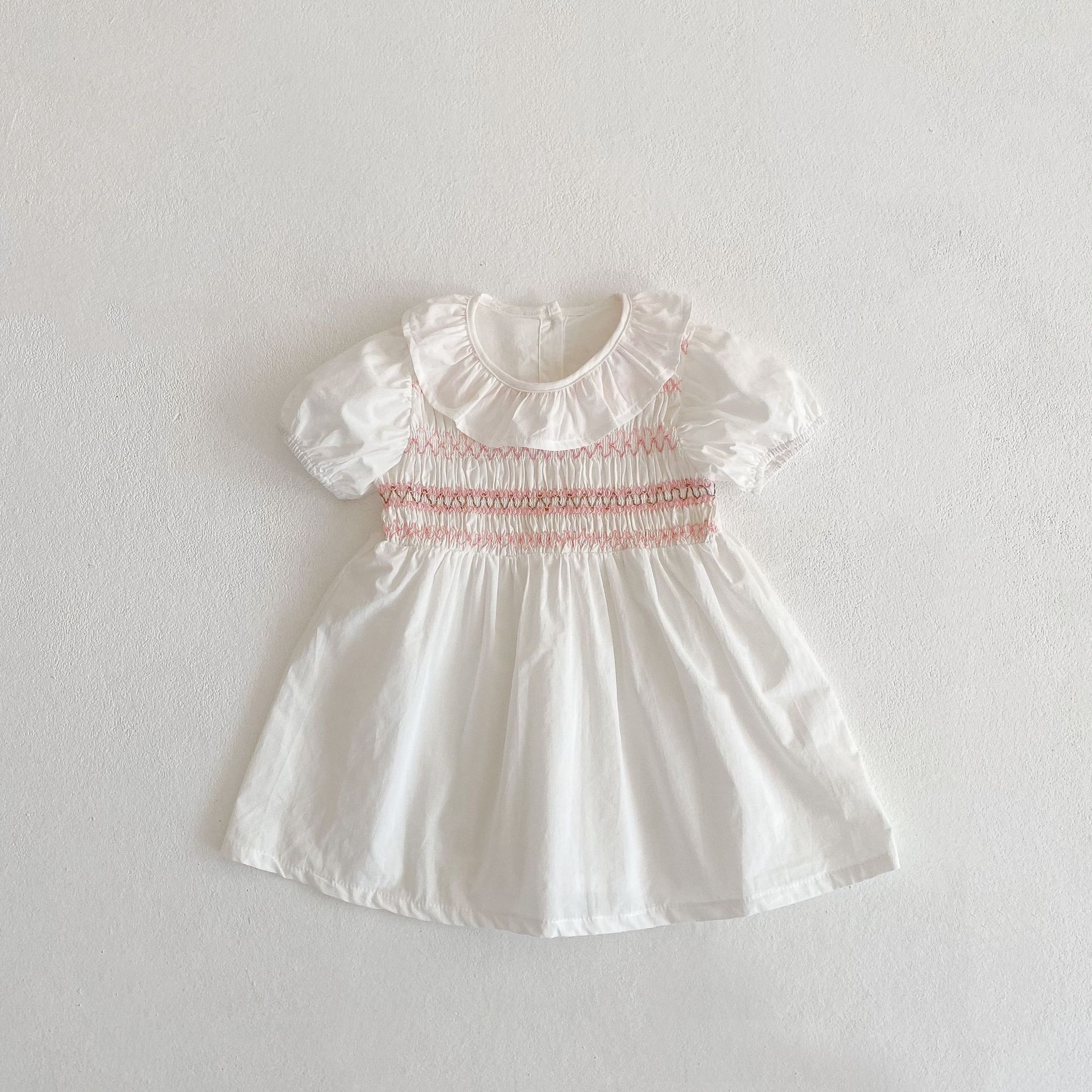 91080ベージュのワンピース