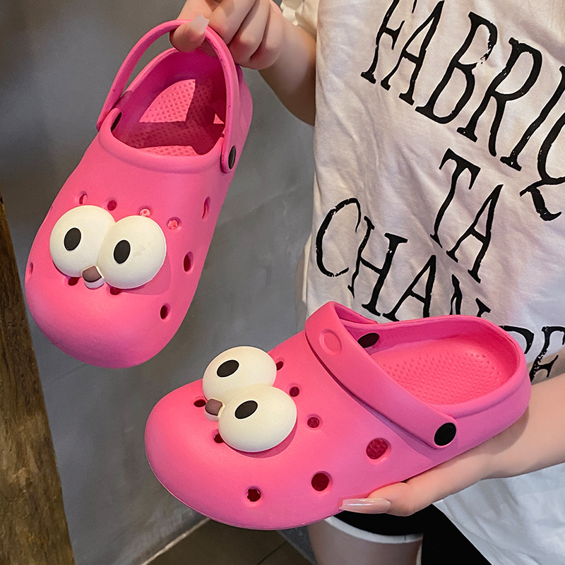 バラ色の赤い寄り目∷