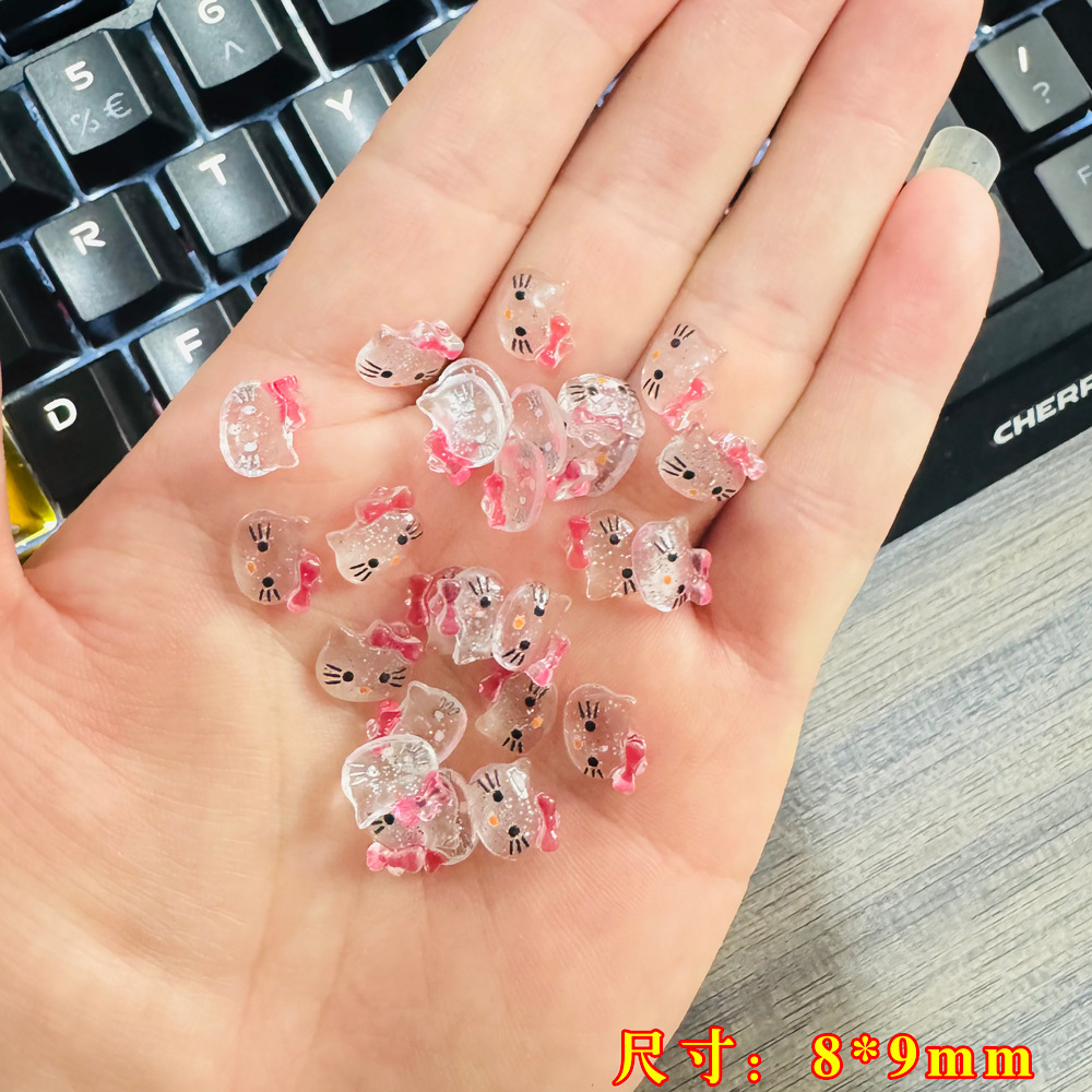 アイスローズレッドの子猫の頭