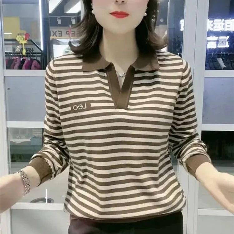 コーヒー色