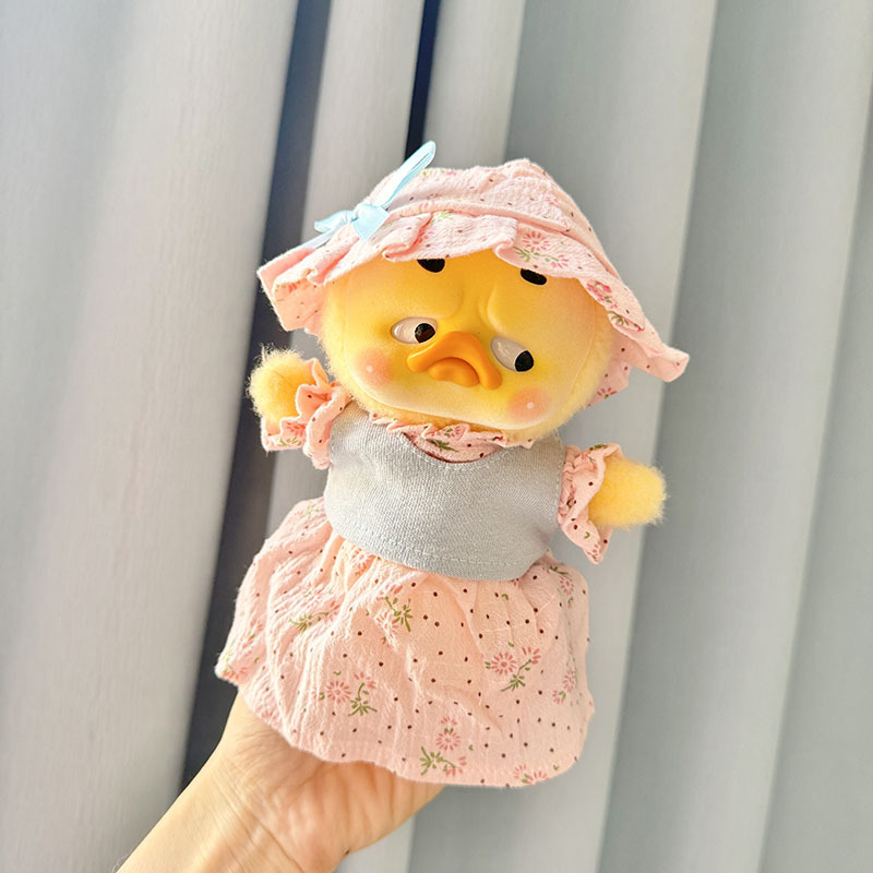 20cm ピンクスカート 緑のベストと帽子の3点セット