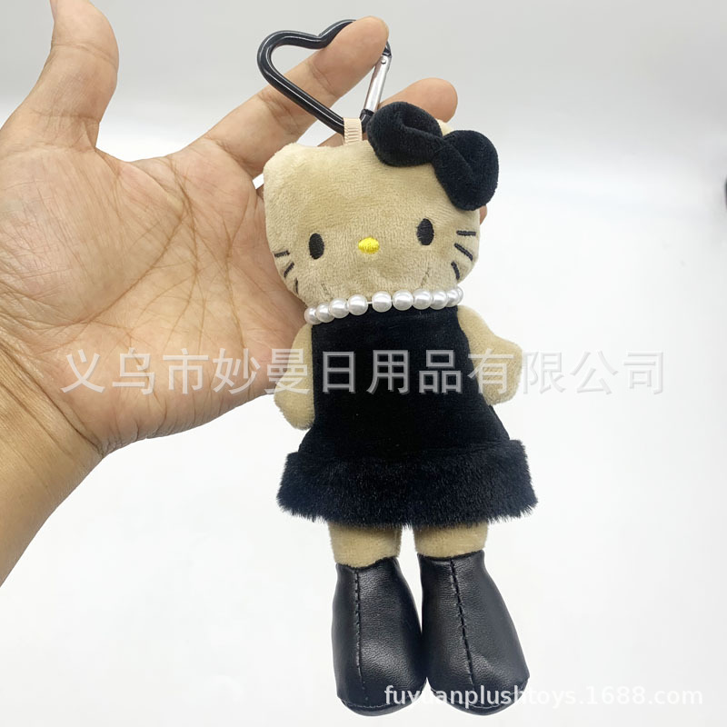 足の長い黒いレザーの黒いスカート