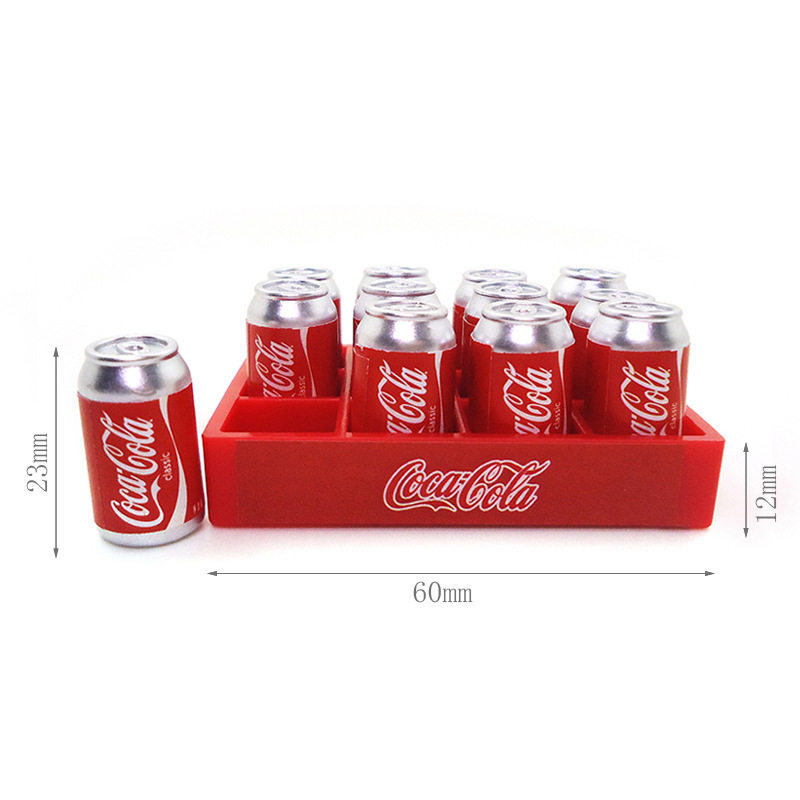 缶入りコカコーラ