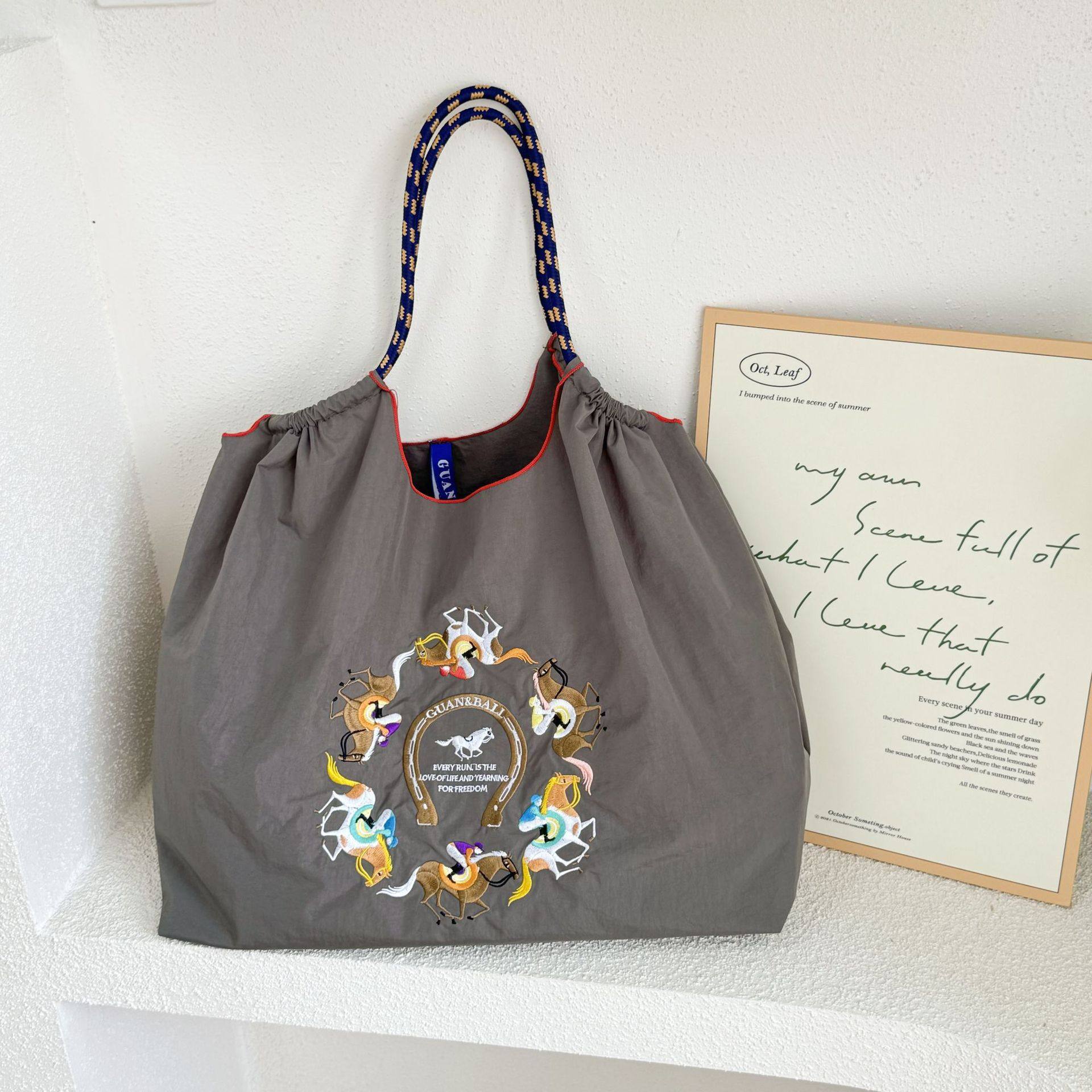 ジョッキーシェイクグレー（肩紐除く）