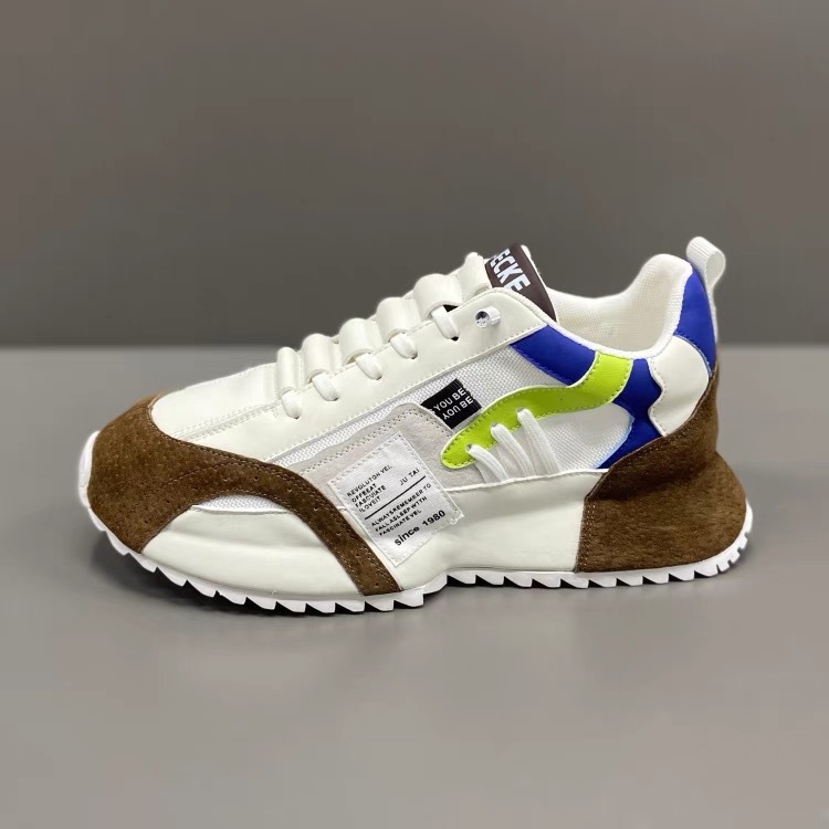 ホワイトブラウン色