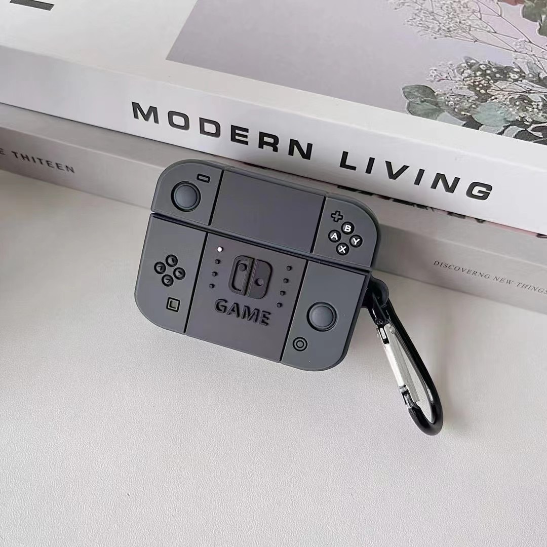 灰色の黒いハンドルに登山ボタンがついています。