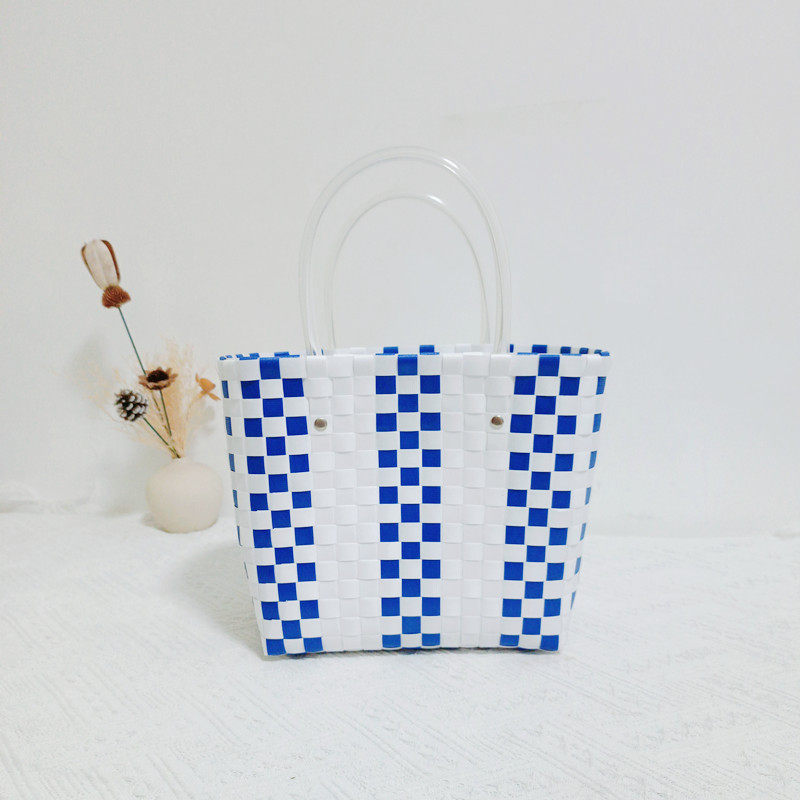 ホワイトブルー