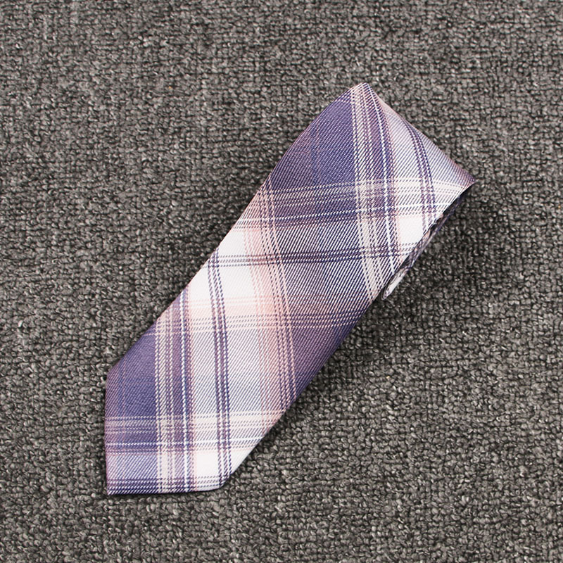 タロイモケーキネクタイ