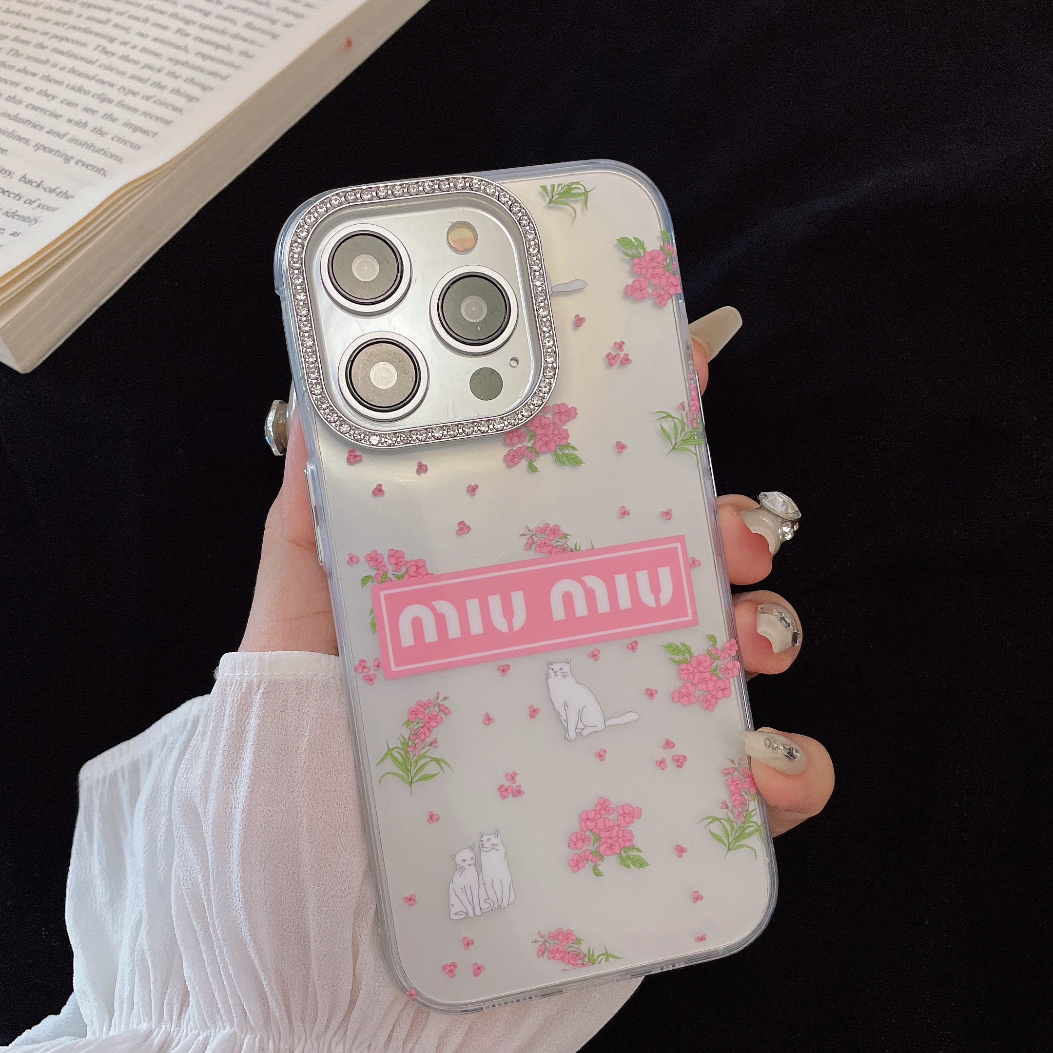 透明ダイヤモンドフレーム猫花粉 miumiu