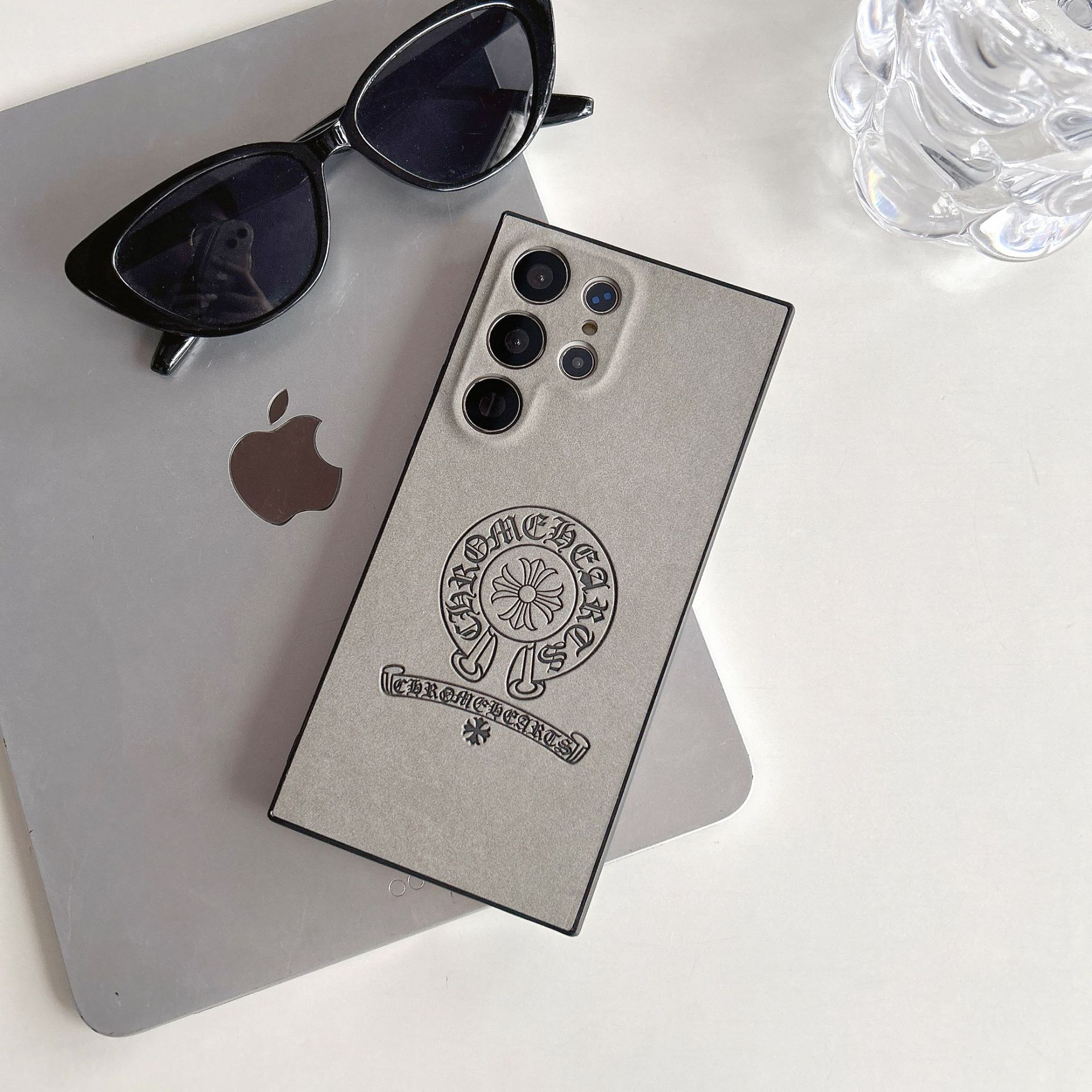 丸型クロ-グレー